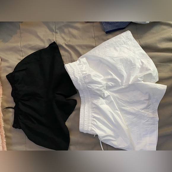 Nike shorts - Picture 3 of 4